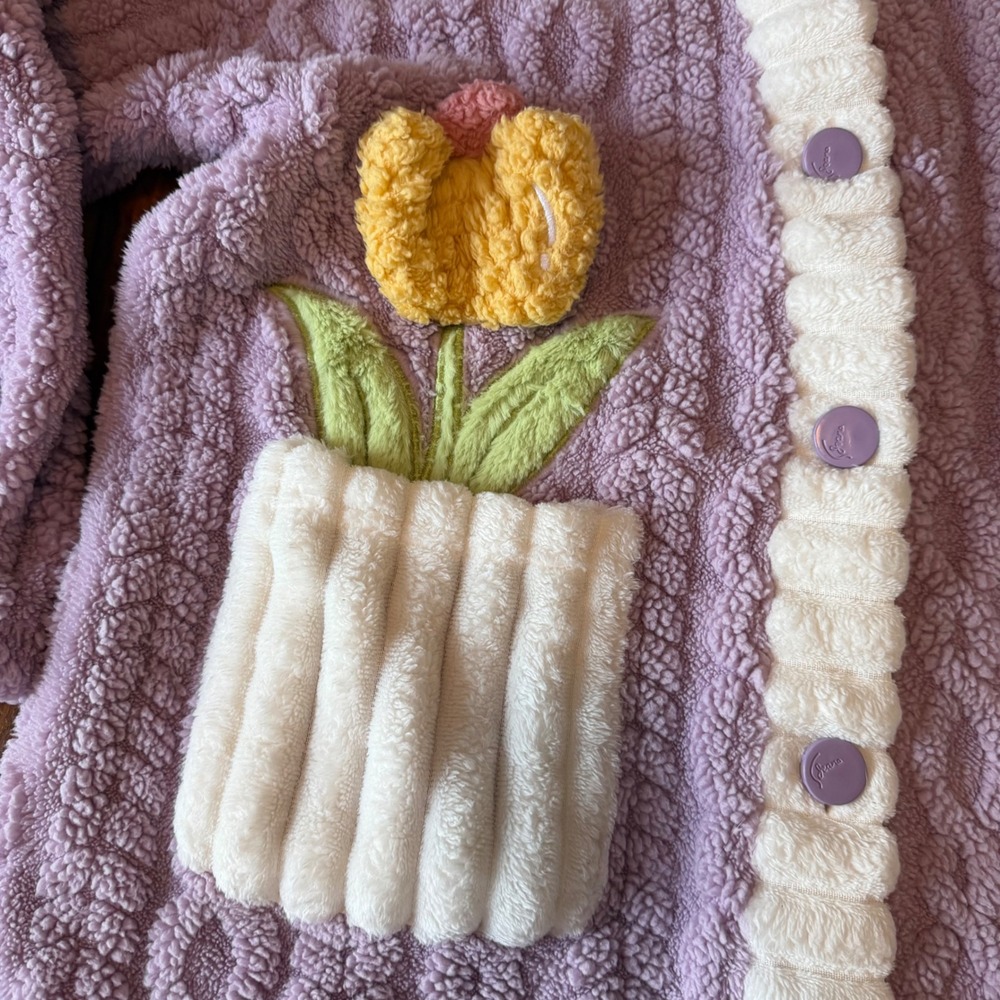 Seans Purple Cable Knit Fleece Robe Flower Applique‎ Button Front Housecoat Sz 2 - Picture 3 of 8